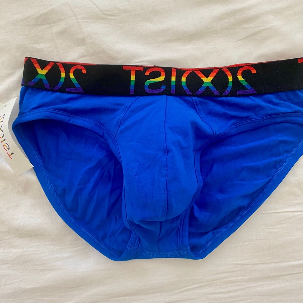 2-xist blue brief
